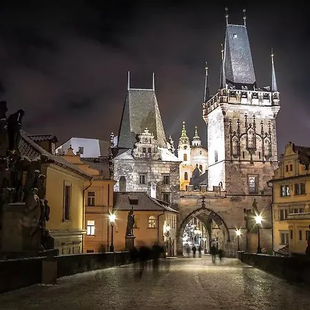Lovely * Prag
